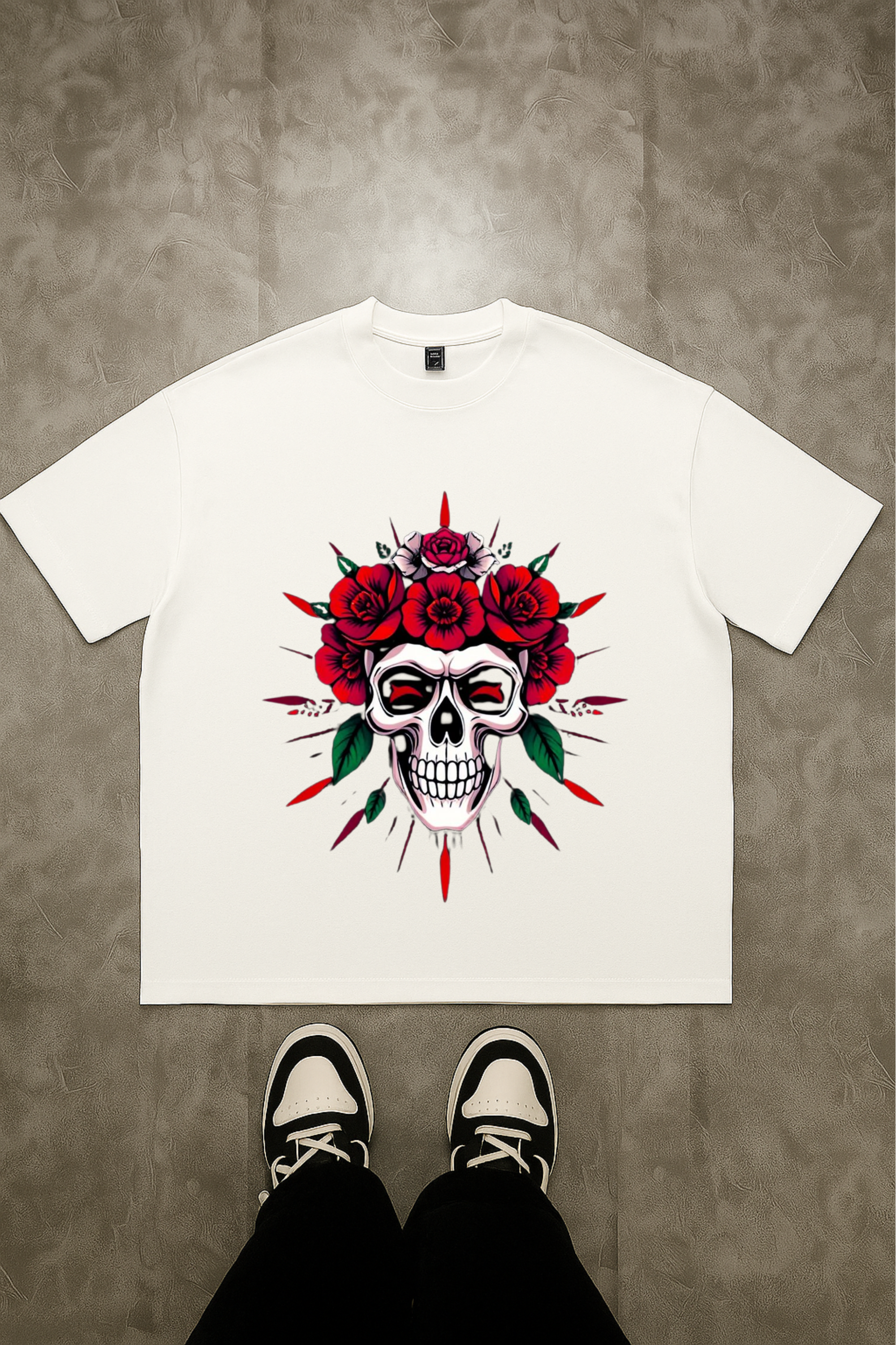 Camiseta Oversized Caveira e Rosas EF
